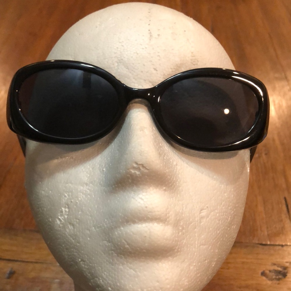 Liz Claiborne Vintage Sunglasses 12331